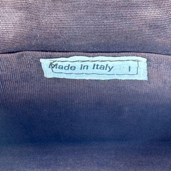 Vintage Italian Tapestry handbag with feet. - Picture 10 of 11